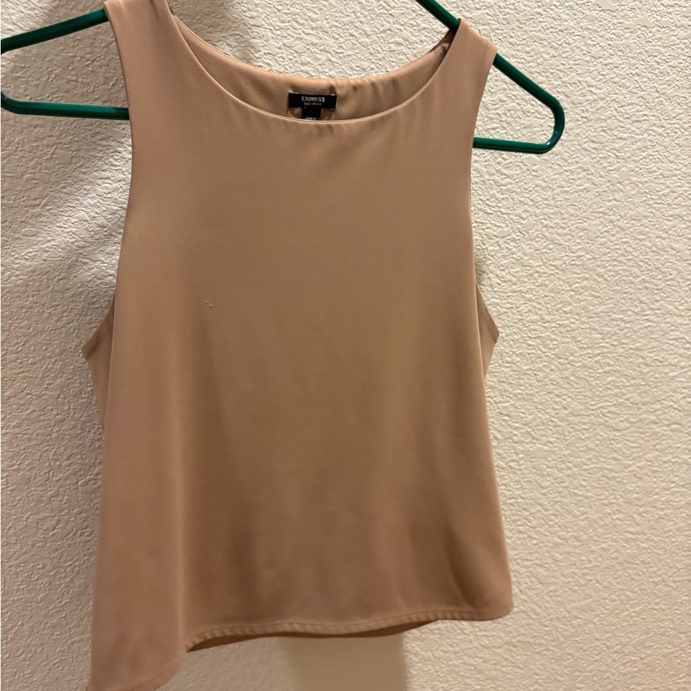 Express Body Contour Camel Top